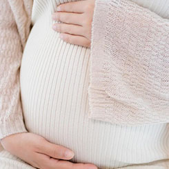 这意味着，🌡🐗AI已经完成了从🌸极客玩具到大众🌮谈资的跨越，👩‍👩‍👧